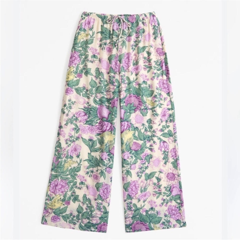 Abercrombie & Fitch Purple Floral Wide Leg drawstring flawy Pants with Pockets